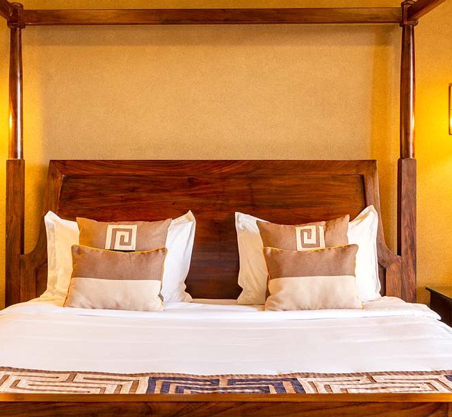 speke resort munyonyo -deluxe room