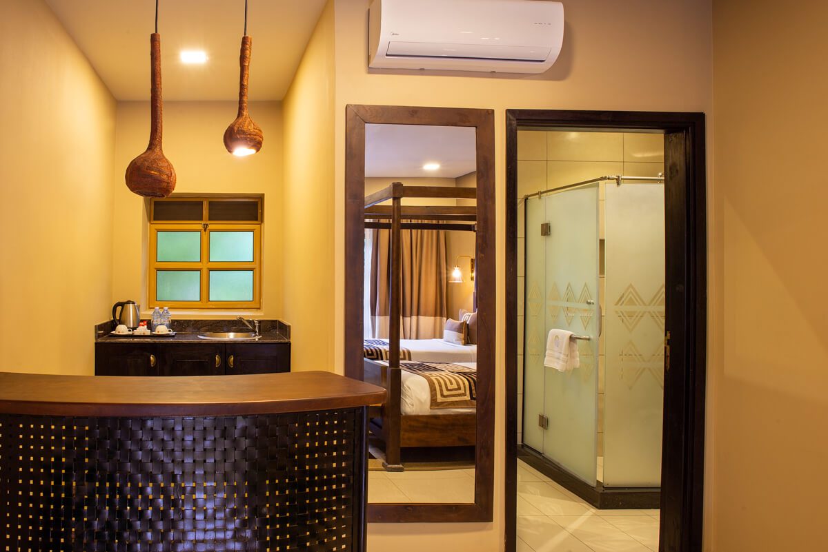 Speke Resort Munyonyo -Studio room bedroom