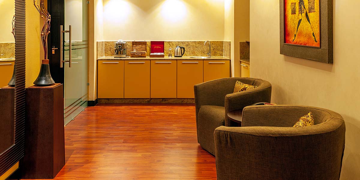 Speke Resort Munyonyo executive suite