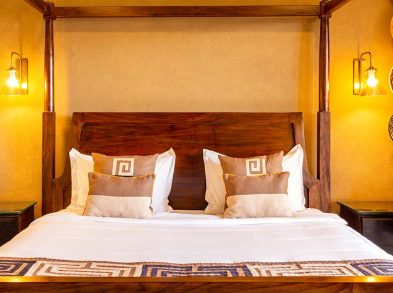 speke resort munyonyo -deluxe room